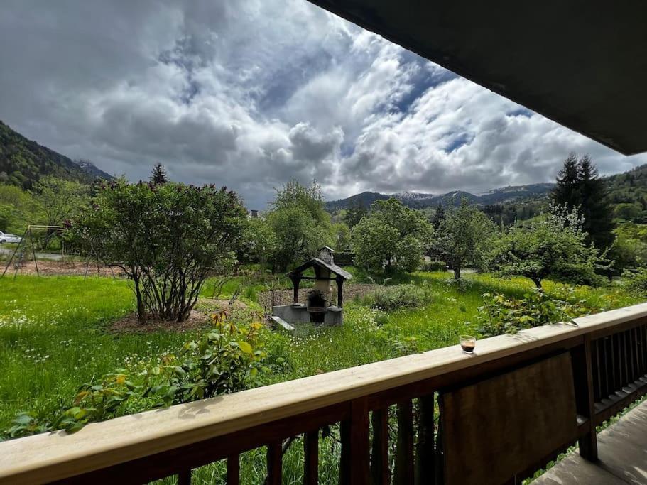 Appartement Dans Chalet - 75 M2 - 4 A 6 Personnes แซ็งต์-แฌร์เวส์-เลส์-แบ็งส์ ภายนอก รูปภาพ