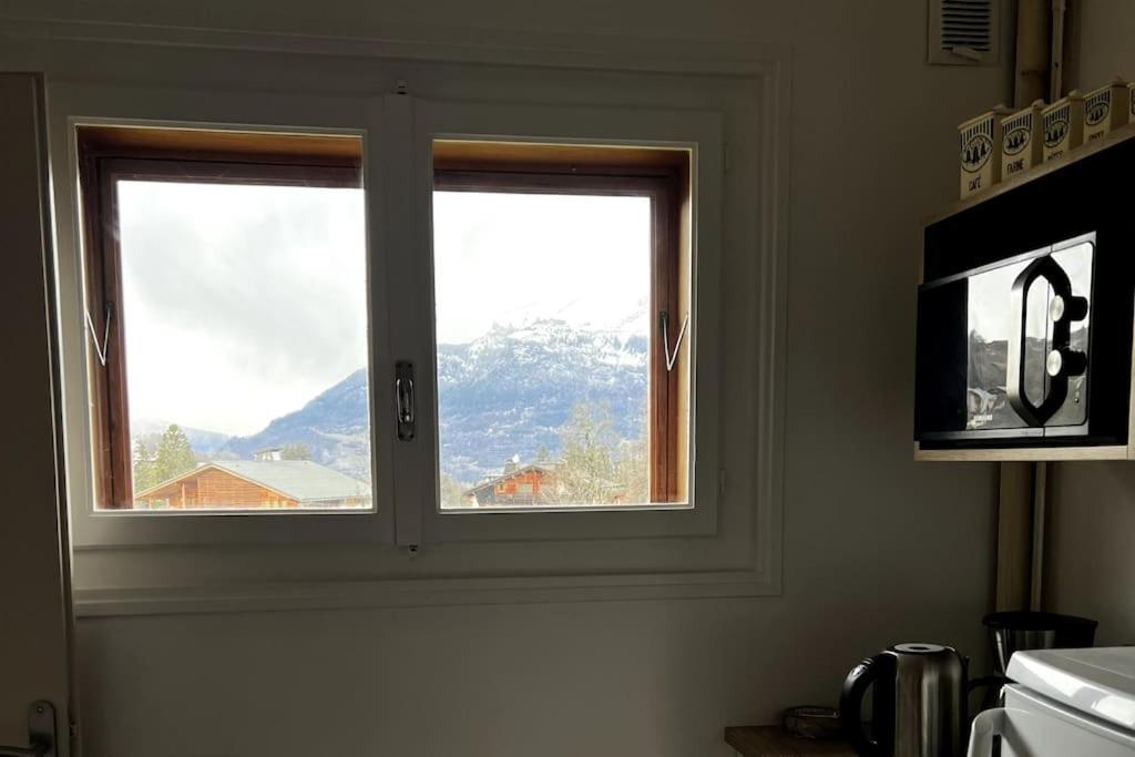 Appartement Dans Chalet - 75 M2 - 4 A 6 Personnes แซ็งต์-แฌร์เวส์-เลส์-แบ็งส์ ภายนอก รูปภาพ